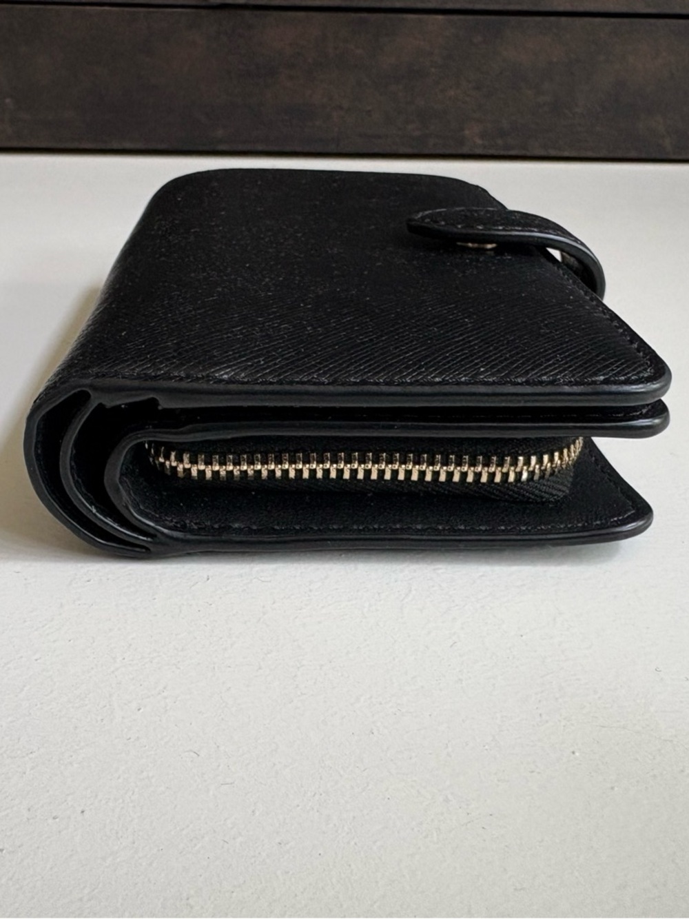 Kate Spade Black Leather Bi-Fold Wallet Medium - Picture 5 of 8